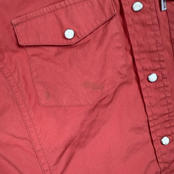 Women's Carhartt Pink Sleeveless Pearl Snap Shirt size Large - Picture 5 of 6